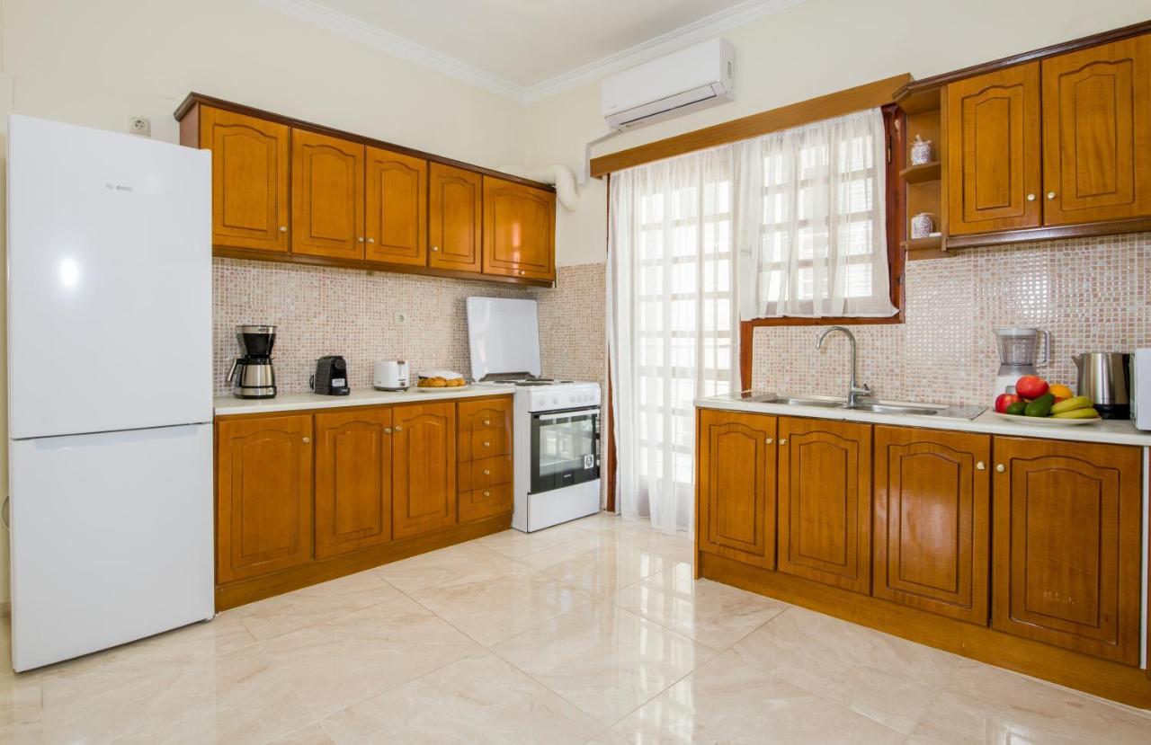 Center Manolia Dream 3 Bedroom Apartment 100M Away From The Beach Chania  Екстер'єр фото